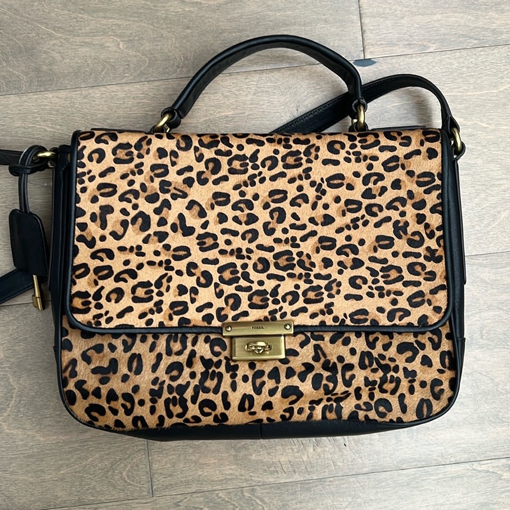NWT Fossil Leather Cheetah Memoir Flap